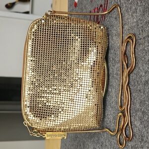 WHITING & DAVIS Bag Crossbody Gold Mesh Vintage